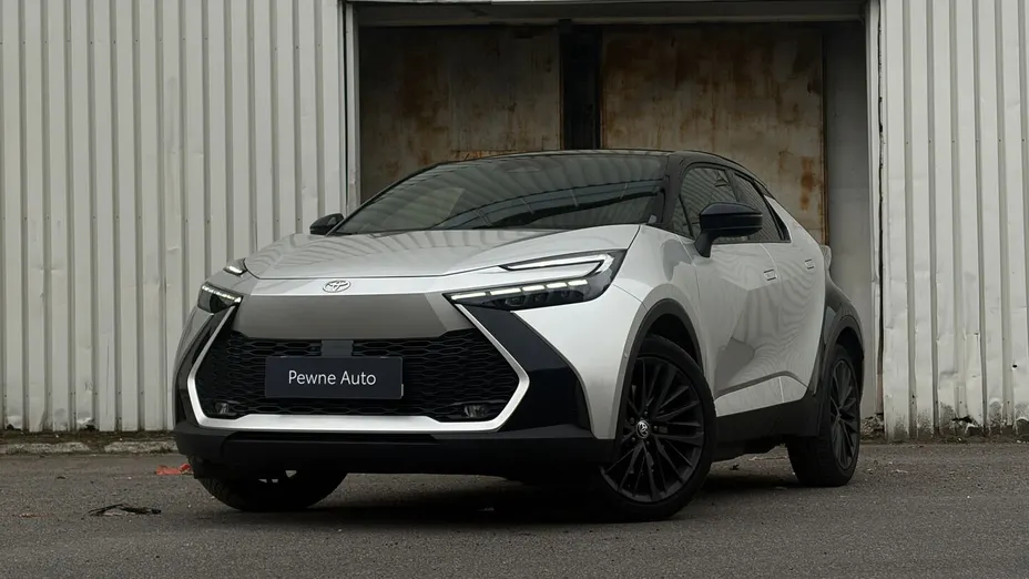 TOYOTA C-HR C-HR 2.0 PHEV Dynamic Force Tokyo Edition