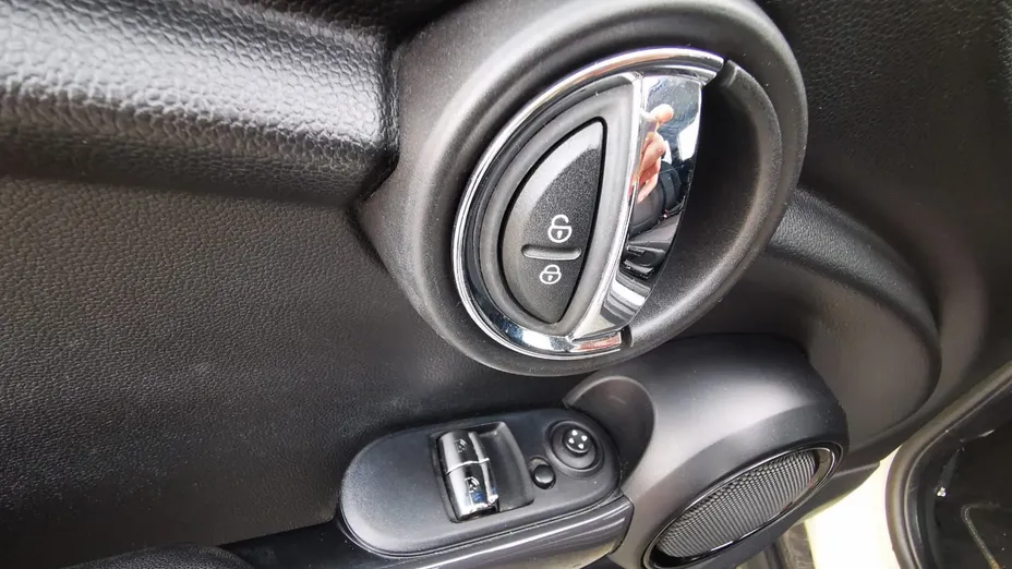 MINI One -