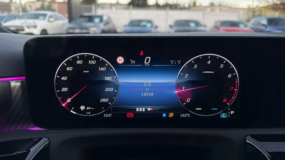 MERCEDES-BENZ A Klasa A 200 7G-DCT