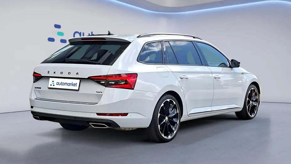 SKODA Superb Superb 2.0 TSI 4x4 Sportline DSG