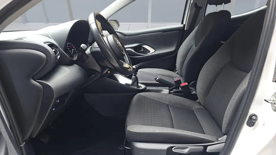 TOYOTA Yaris Yaris 1.5 Comfort