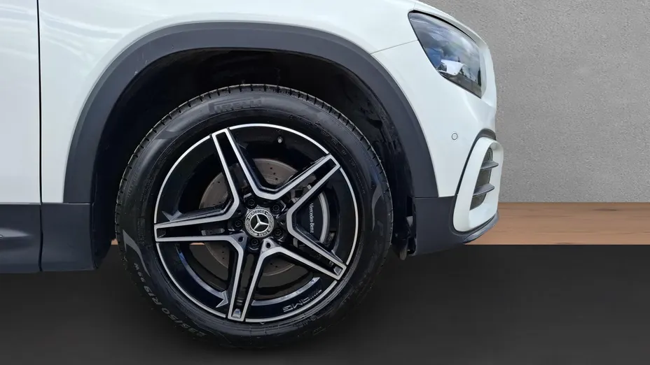 MERCEDES-BENZ GLB GLB 200 d 4-Matic AMG Line 8G-DCT