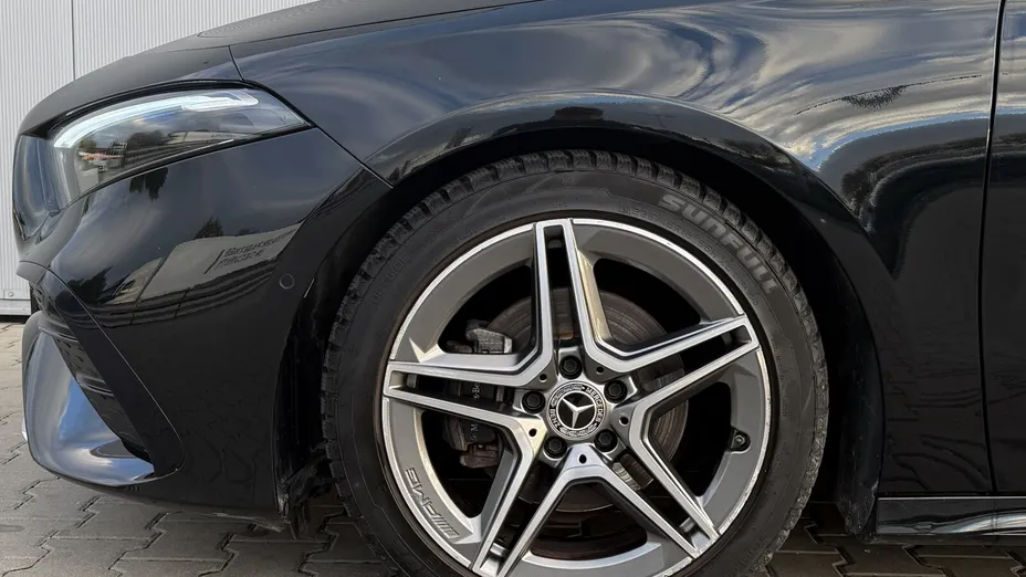 MERCEDES-BENZ A Klasa A 200 AMG Line 7G-DCT