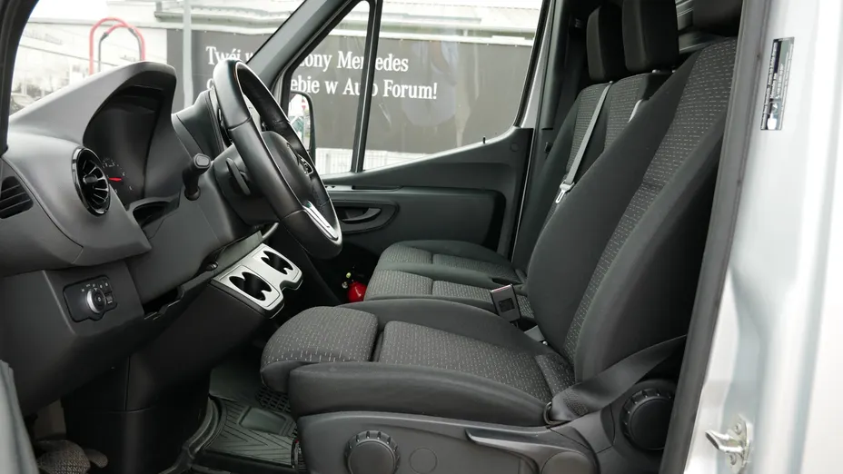 MERCEDES-BENZ Sprinter Sprinter 317 CDI 907.635 14m3
