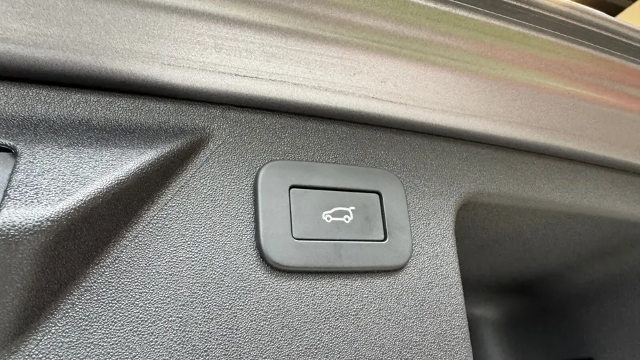 LAND ROVER Discovery Sport Discovery Sport 2.0 D200 mHEV Dynamic SE aut