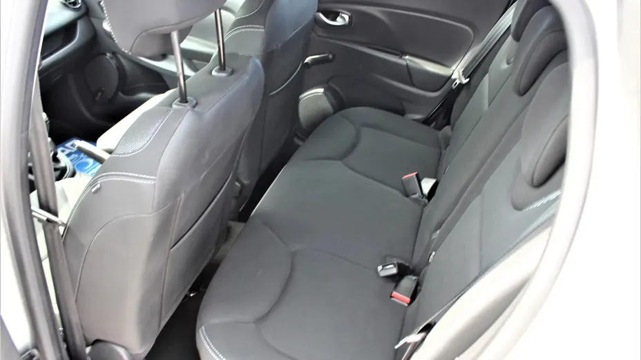 RENAULT Clio -