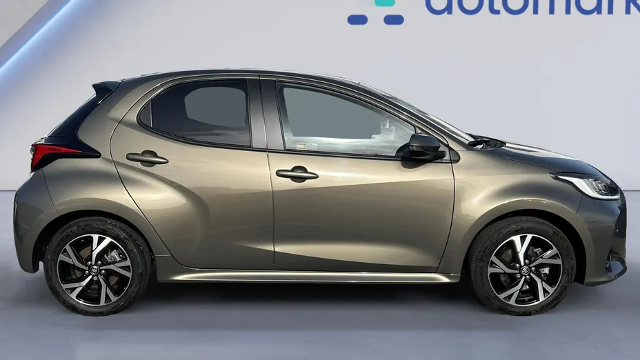 TOYOTA Yaris Yaris Hybrid 1.5 Style