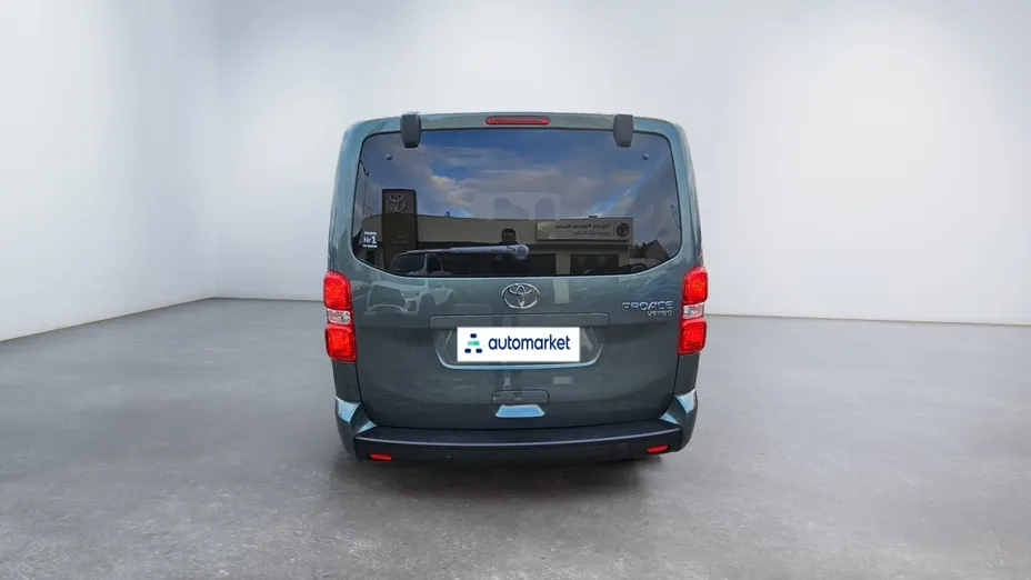TOYOTA Proace Verso Proace Verso 2.0 D4-D Long Family aut