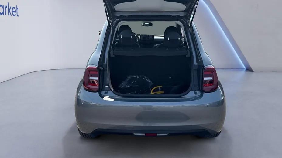FIAT 500 500 3+1 42 kWh Icon
