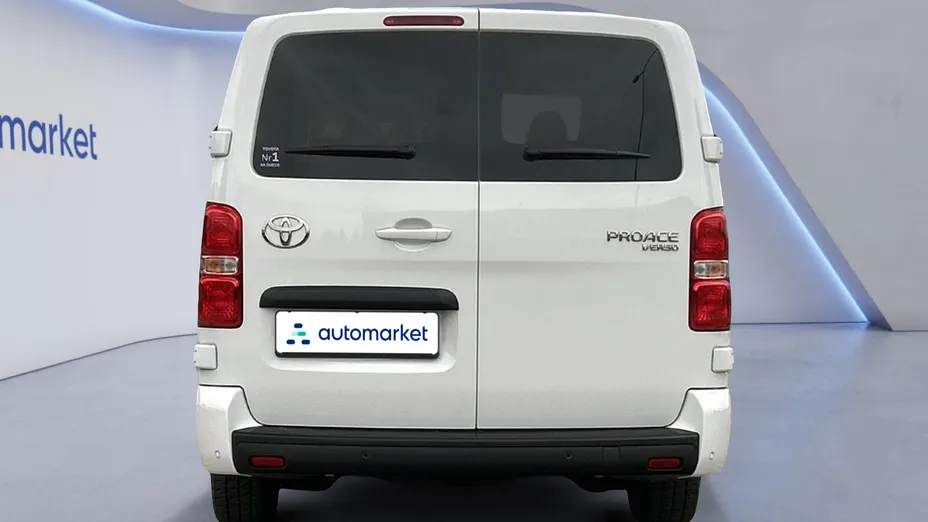 TOYOTA Proace Verso Proace Verso 2.0 D4-D Long Business