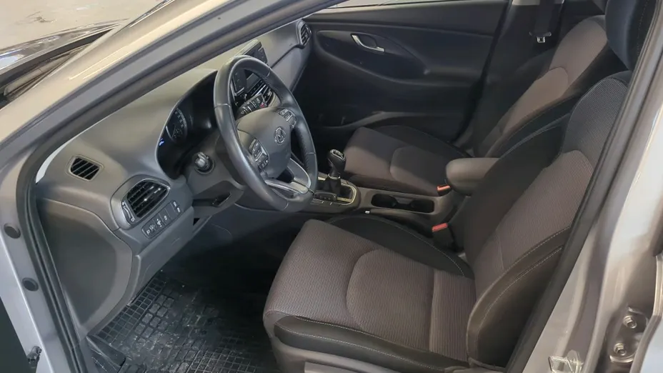 HYUNDAI i30 i30 1.5 DPI Modern