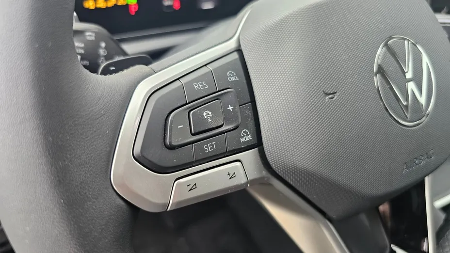 VOLKSWAGEN Tiguan Tiguan 1.5 eTSI Elegance DSG Nowy