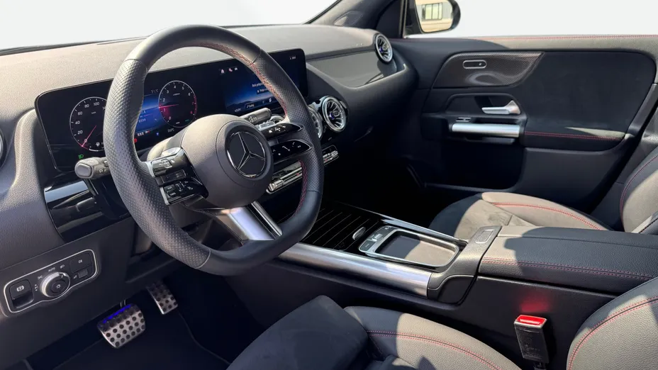 MERCEDES-BENZ GLA GLA 200 mHEV AMG Line 7G-DCT