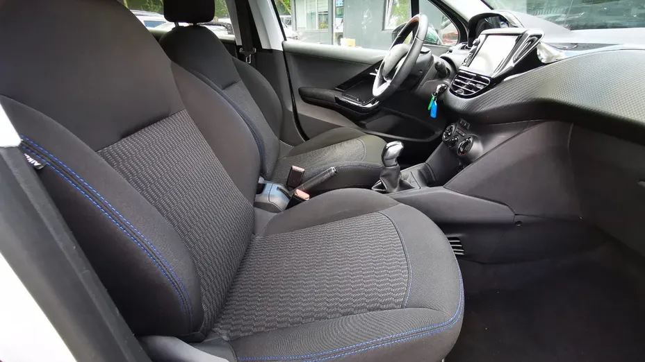 PEUGEOT 208 208 1.4 HDi Access