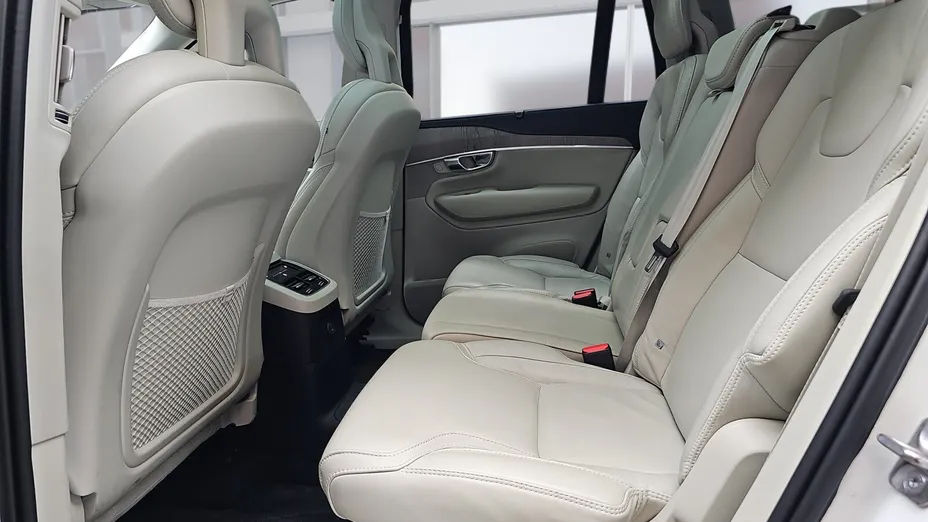 VOLVO XC90 XC90 T8 AWD Plug-In Hybrid Inscription 7os aut