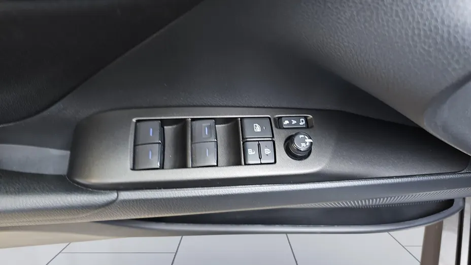 TOYOTA Camry Camry 2.5 Hybrid Comfort CVT