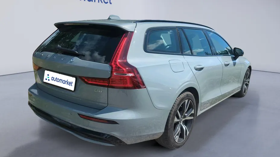 VOLVO V60 V60 B4 B Plus Dark aut