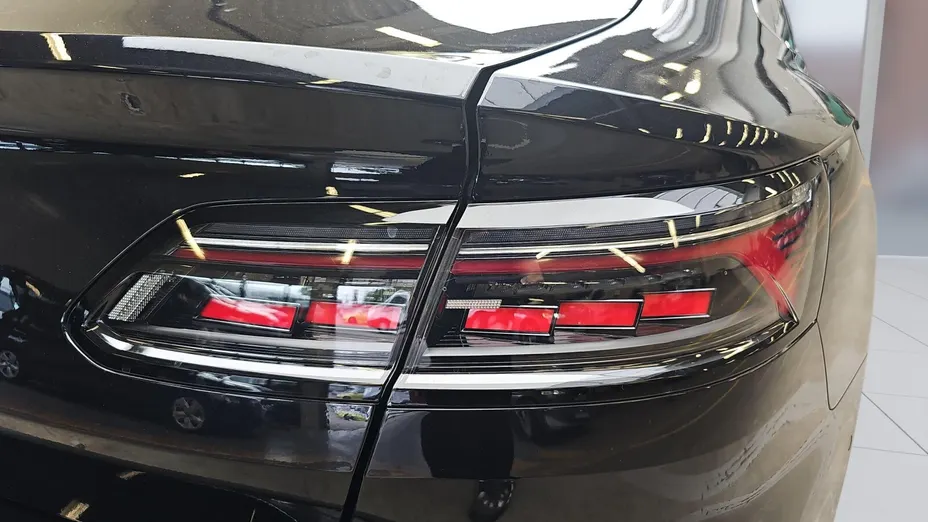 VOLKSWAGEN Arteon Arteon 2.0 TSI Elegance DSG
