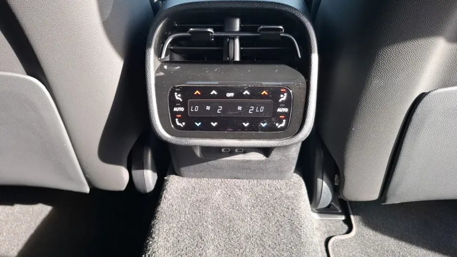 MERCEDES-BENZ E Klasa E 220 d mHEV 4-Matic AMG 9G-Tronic