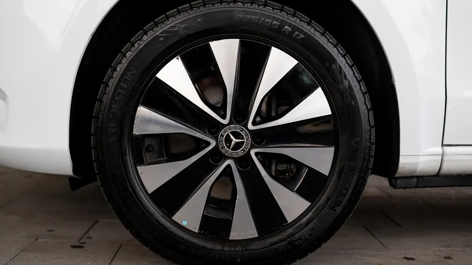 MERCEDES-BENZ Vito Vito Tourer 114 CDI L2 Pro 9G-Tronic 447.703