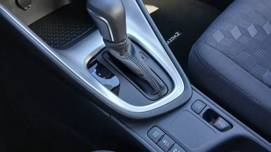MAZDA 2 2 1.5 Hybrid Centre Line CVT