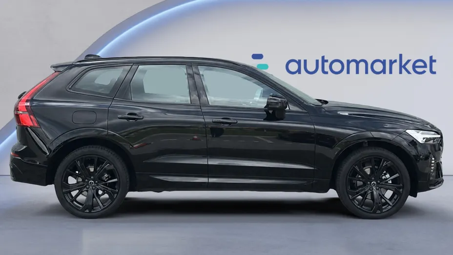 VOLVO XC60 XC60 B5 B AWD Plus Black Edition aut