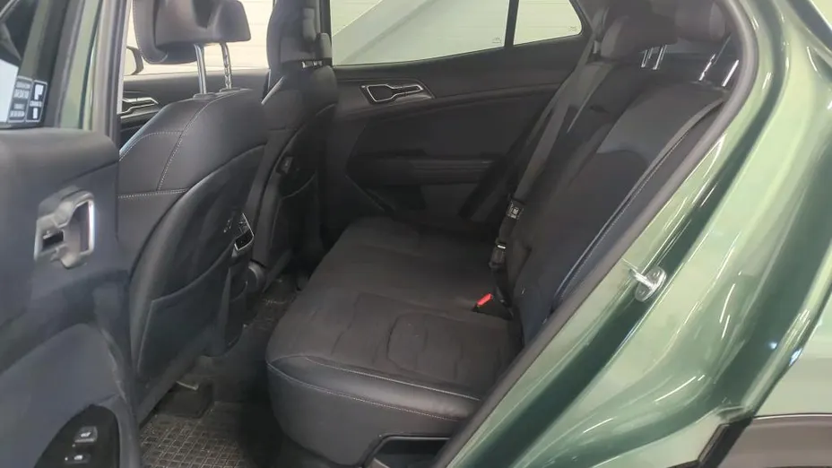 KIA Sportage Sportage 1.6 T-GDI HEV Business Line 2WD aut