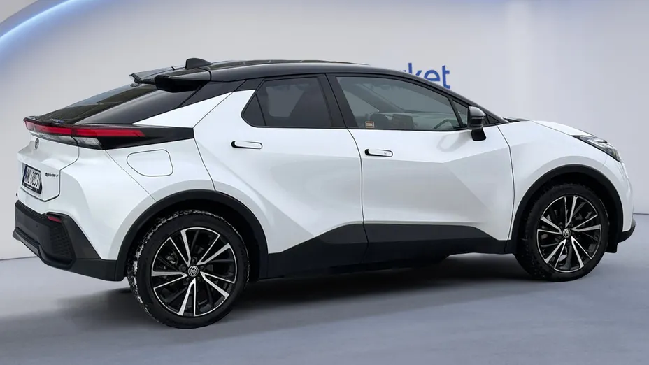 TOYOTA C-HR C-HR 2.0 PHEV Dynamic Force Executive