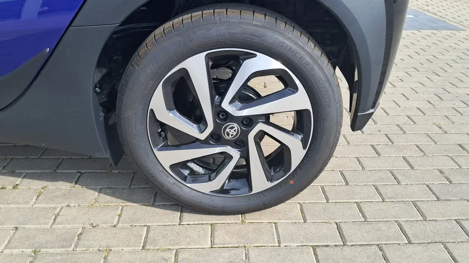 TOYOTA Aygo X Aygo X 1.0 VVT-i Style