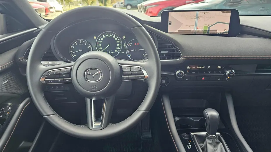 MAZDA 3 3 2.0 mHEV Nagisa aut