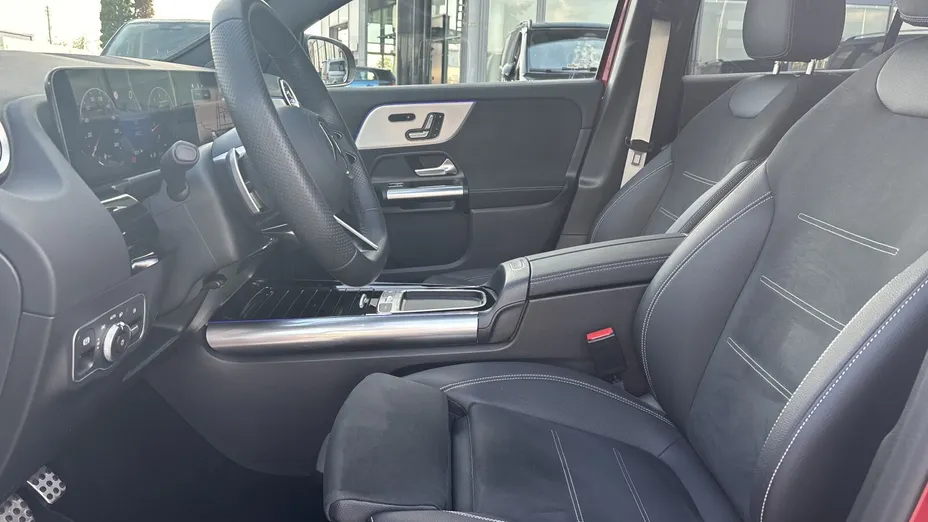 MERCEDES-BENZ GLA GLA 200 mHEV AMG Line 7G-DCT