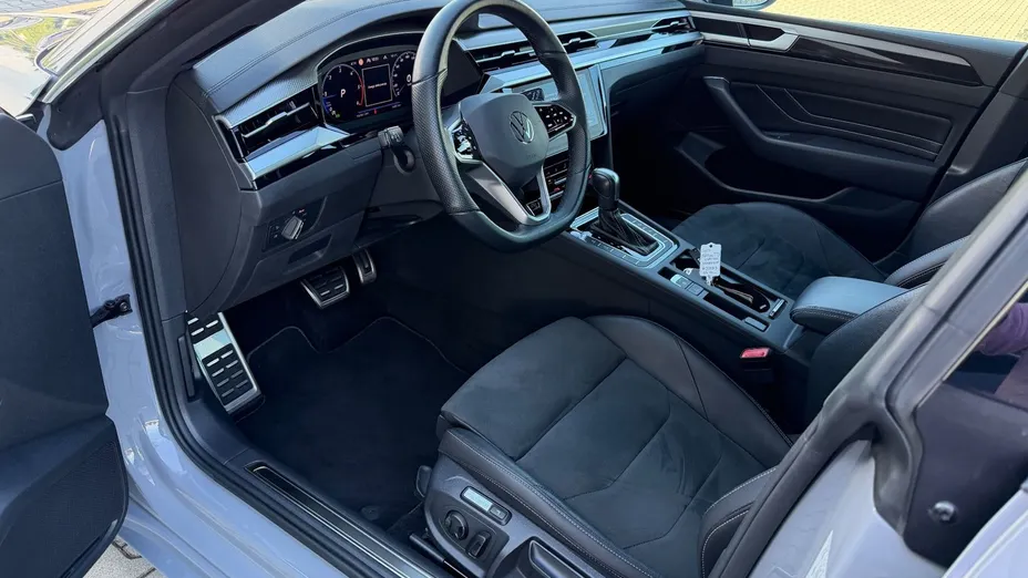 VOLKSWAGEN Arteon -