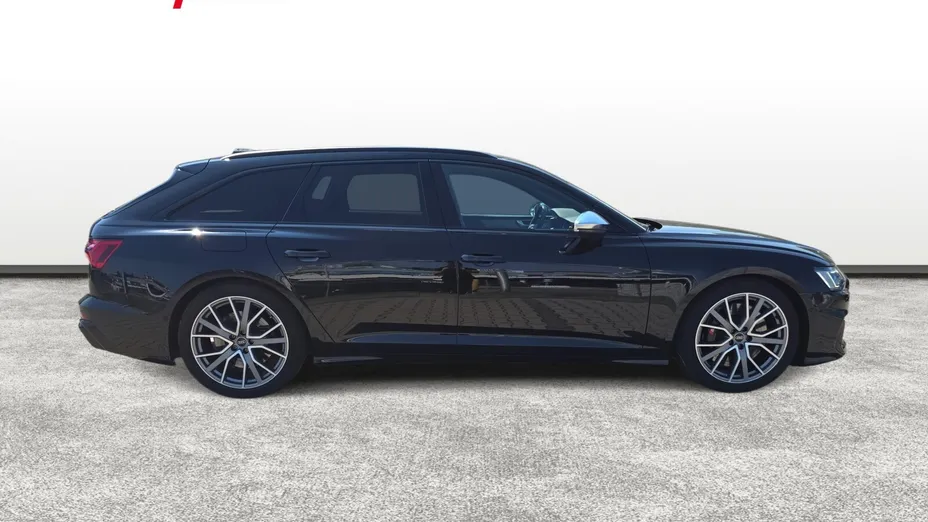 AUDI S6 Avant -