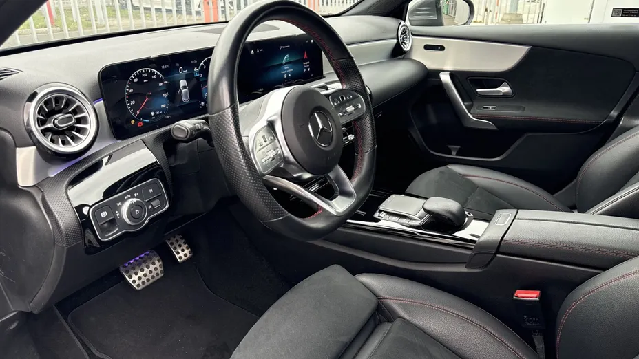 MERCEDES-BENZ A Klasa A 200 AMG Line 7G-DCT