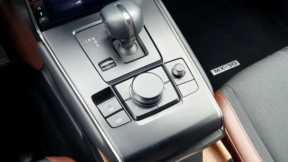 MAZDA MX-30 MX-30 R-EV PHEV Makoto