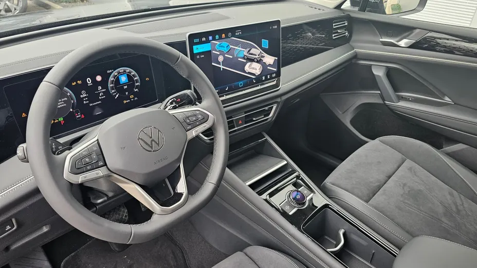 VOLKSWAGEN Tiguan Tiguan 1.5 eTSI Elegance DSG Nowy