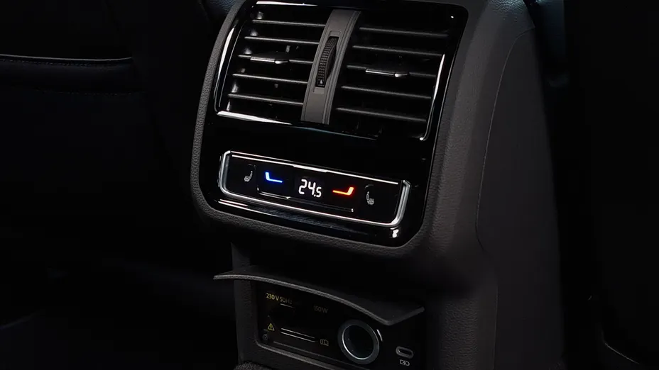 VOLKSWAGEN Arteon Arteon 2.0 TSI 4Motion R DSG