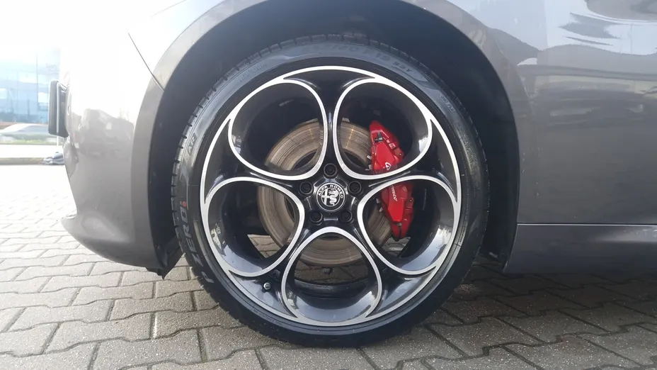 ALFA ROMEO Giulia Giulia 2.0 Turbo Veloce Q4 aut