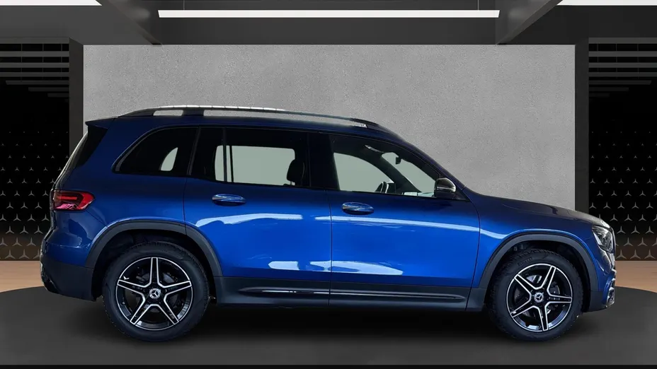 MERCEDES-BENZ GLB GLB 200 d 4-Matic AMG Line 8G-DCT