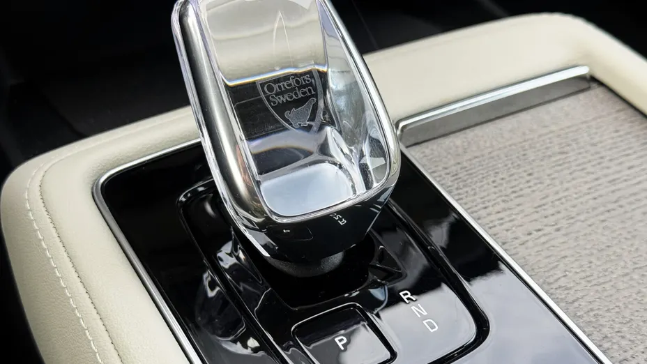 VOLVO XC90 XC90 B5 B AWD Plus Dark 7os aut