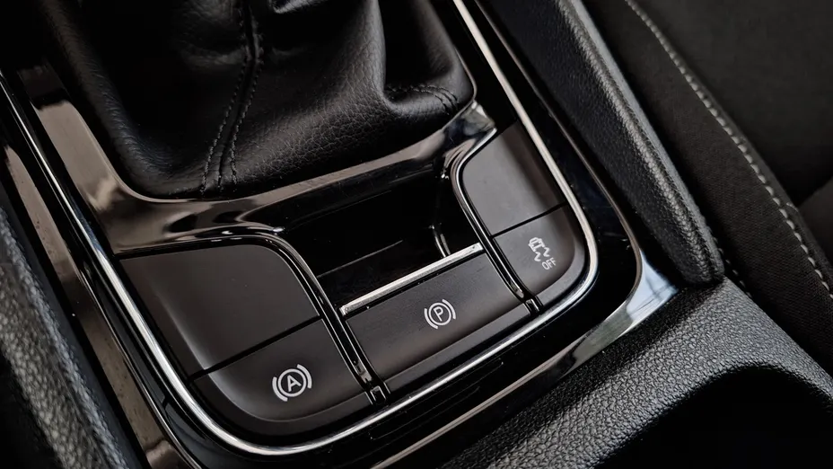 SKODA Karoq Karoq 1.5 TSI ACT GPF 4x2 Ambition