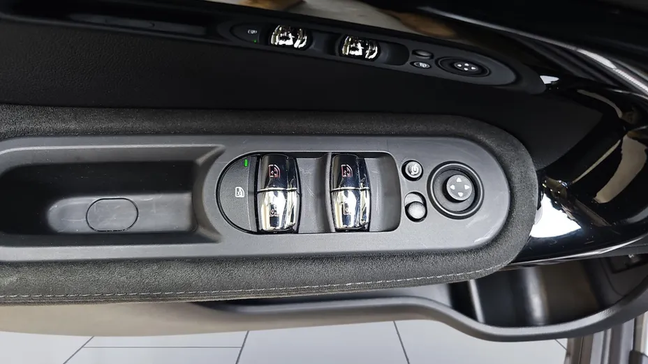 MINI [BMW] Countryman Cooper S ALL4 aut