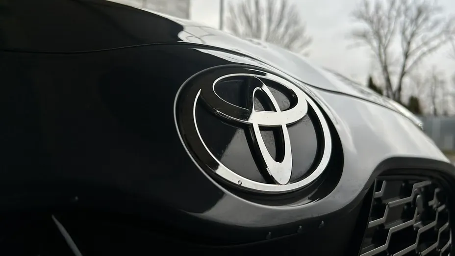 TOYOTA Yaris Yaris Hybrid 1.5 GR Sport