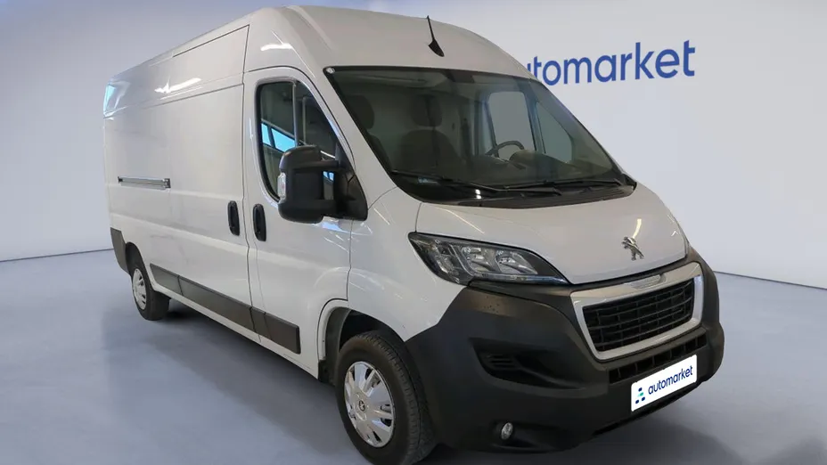 PEUGEOT Boxer Boxer 335 BlueHDi L3H2 Premium