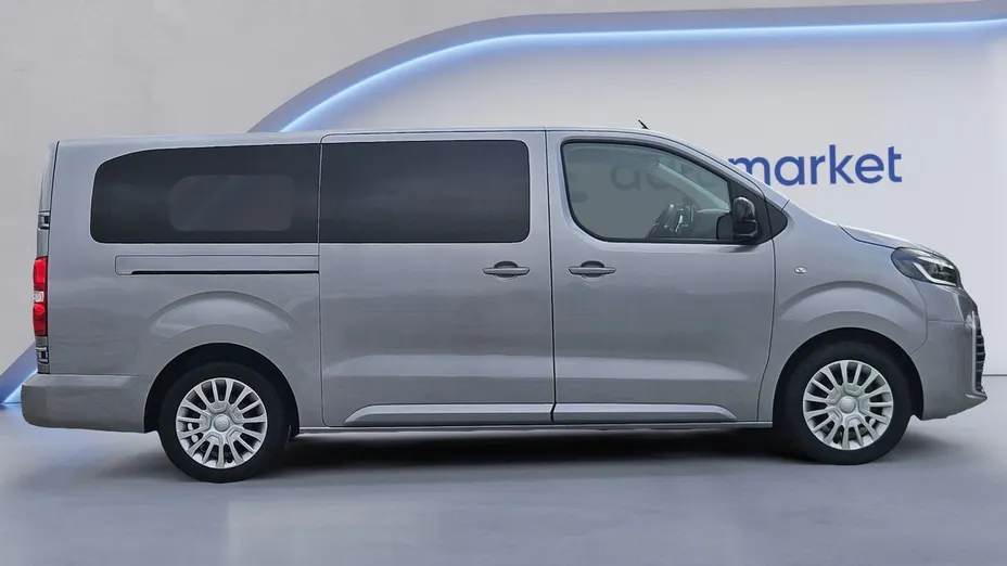 TOYOTA Proace Verso Proace Verso 2.0 D4-D Long Business Aut.