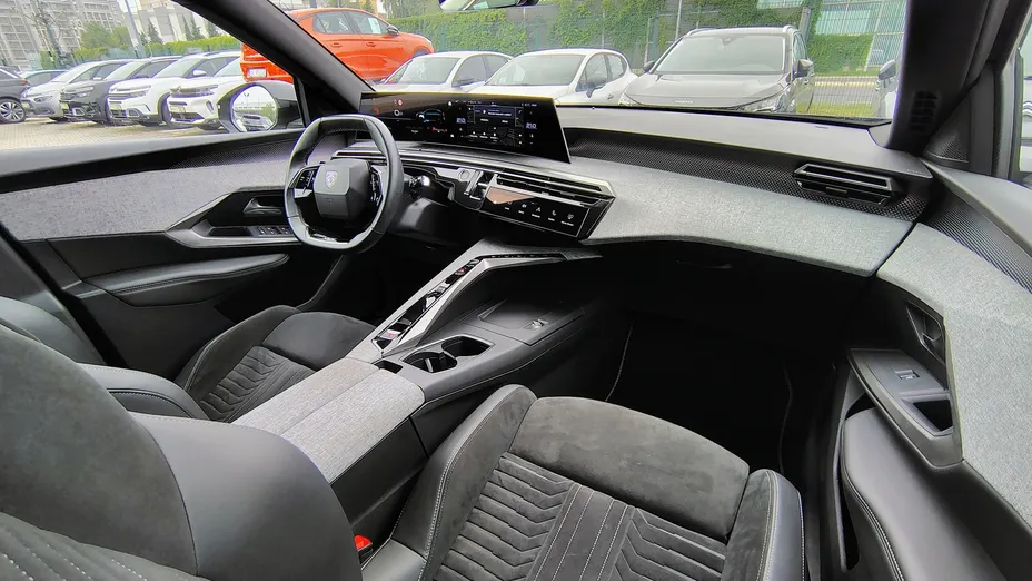 PEUGEOT 3008 3008 1.2 PureTech mHEV GT S&S e-DCS6