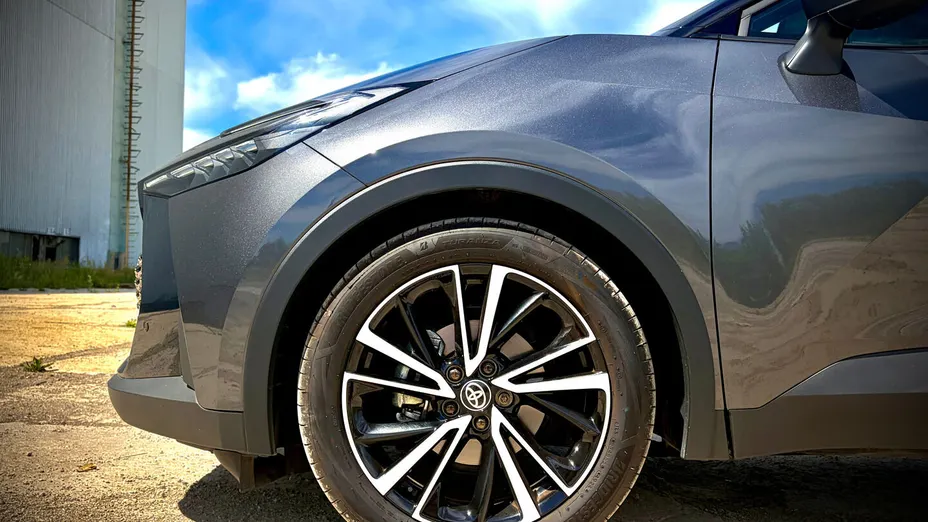 TOYOTA C-HR C-HR 1.8 Hybrid Executive