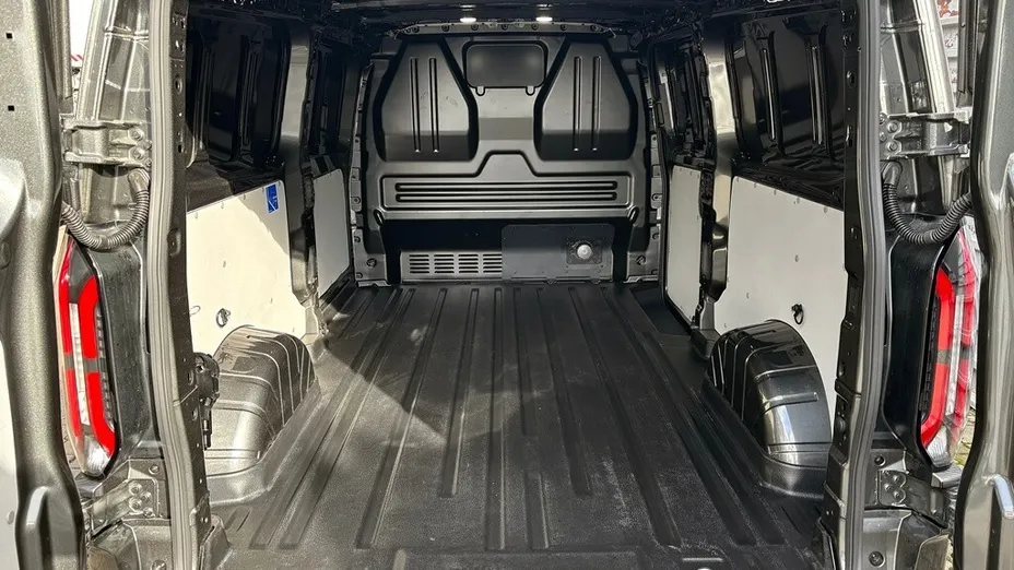 FORD Transit Custom Transit Custom 2.0 EcoBlue 320 L2H1 Limited