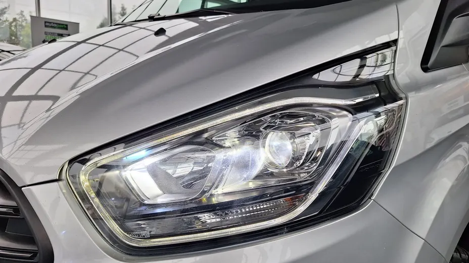 FORD Transit Custom Transit Custom 320 L2H1 Trend