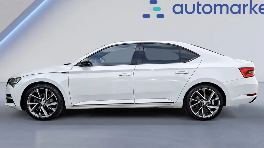 SKODA Superb Superb 2.0 TDI SCR Sportline DSG